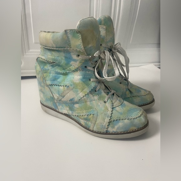 Jeffrey Campbell Tie Dye Sneaker Wedges - Size 9 - Picture 5 of 7